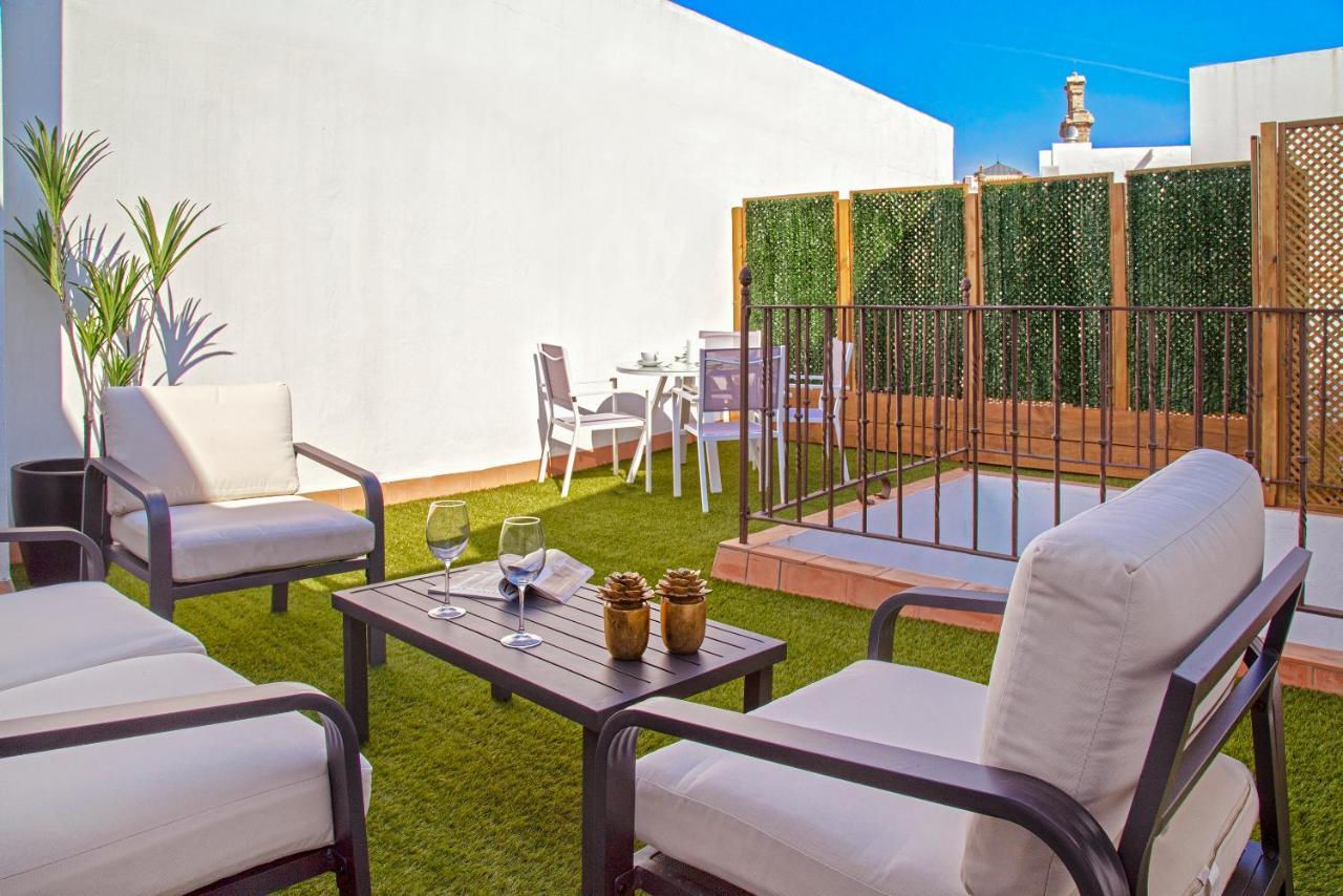 Genteel Home Feria เซบีญา ภายนอก รูปภาพ